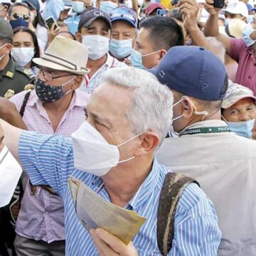 62f376397fd2e602ca39f5aa2f1893a1 Uribe ataca a Pacto Histórico y Centro Esperanza