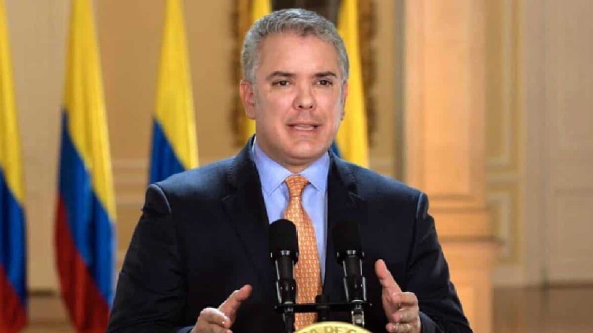 Dejo la mayor inversión social en nuestra historia: Duque