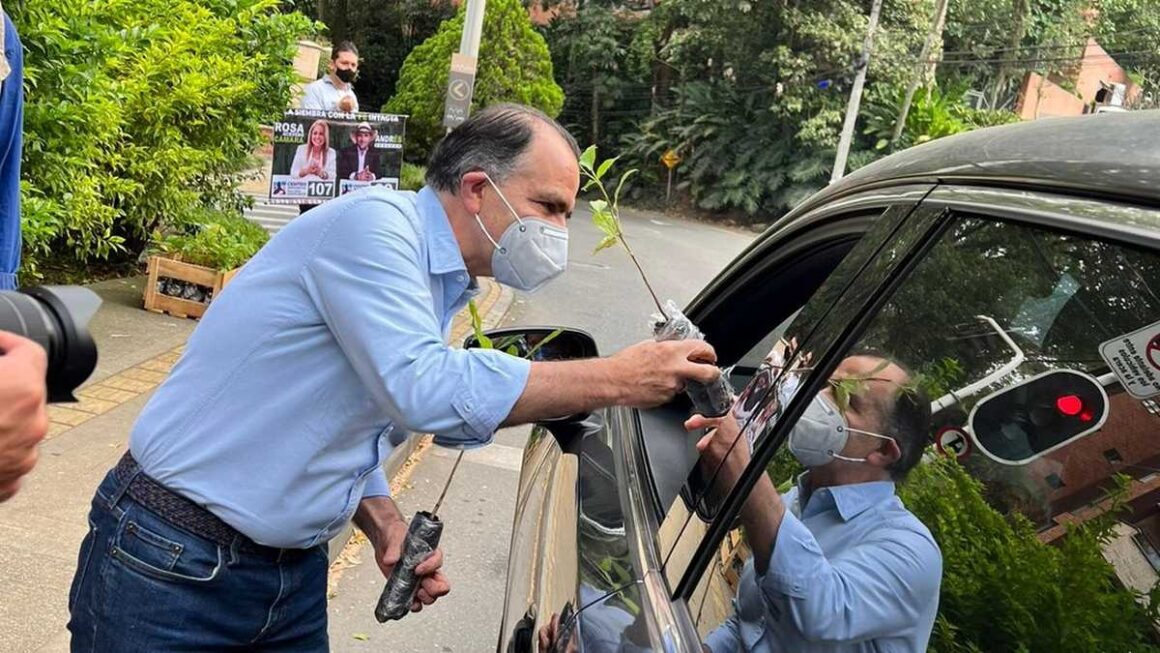“Veo un resurgir del uribismo”: Óscar Iván Zuluaga
