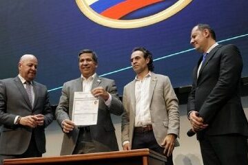 c9ee978f37c754da7c7f293520a4d942 Fico y Lara inscriben candidaturas