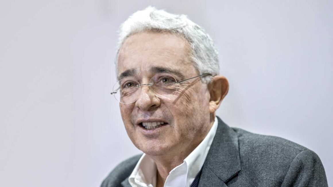 dbbe95b9b827c067a806d9bbd6c4f385 “Expropiaron mi reputación”: Álvaro Uribe