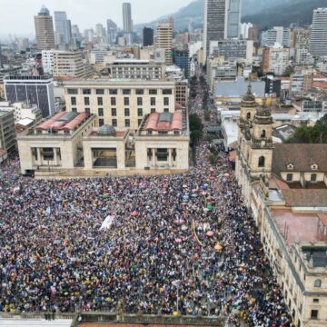 76b29f8c26af036f78d36c1ec03d6890 Majestuosas marchas el 21 contra Petro