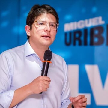 d31d3e46ec80d2bb40797000899082ed Miguel: Colombia te llora, pero no se rinde